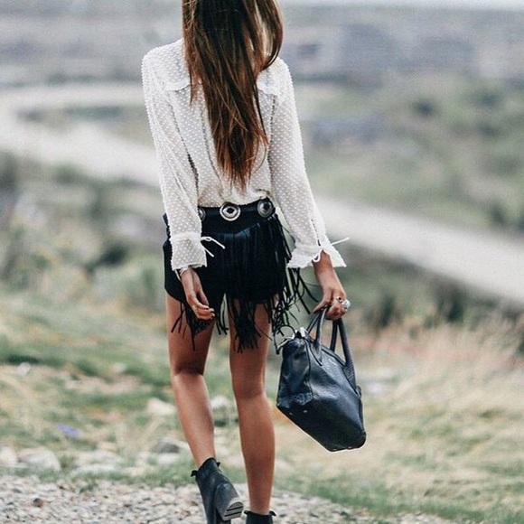 Blank NYC Pants - Blank NYC Whip It Fringe Shorts